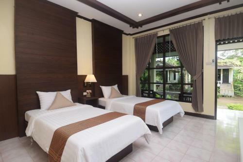 Hotel Clean Beach Resort