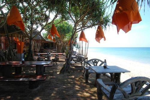 Hotel Clean Beach Resort