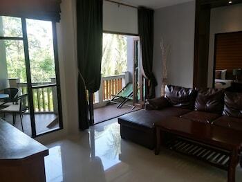 Hotel Lanta Intanin Resort