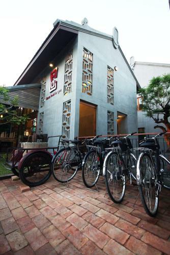 Chu Hotel