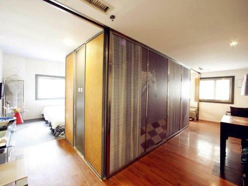 China Community Culture & Art Hotel