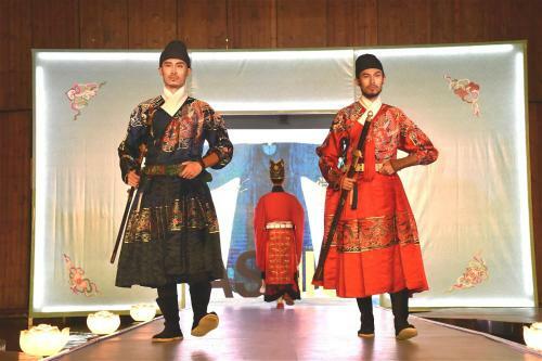 China Community Culture & Art Hotel