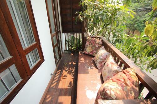 Hotel Ratchiangsaen Flora House