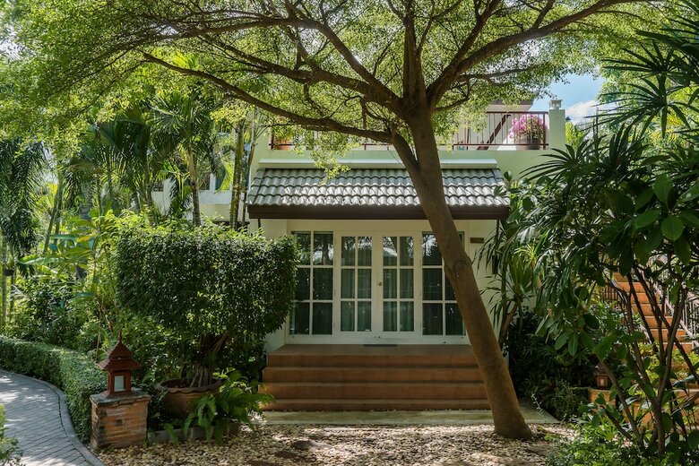 Hotel Baanlaksasubha Resort Huahin
