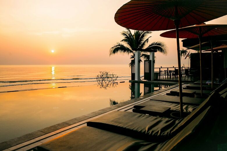 Hotel Baanlaksasubha Resort Huahin