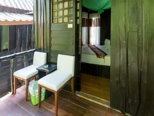 Hotel Leaf House