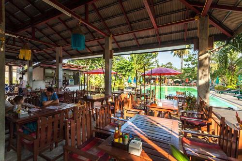 Hotel Lanta Klong Nin Beach Resort