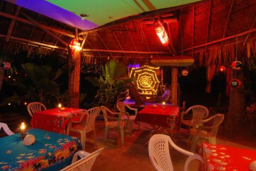 Hotel Lanta Coral Beach Resort