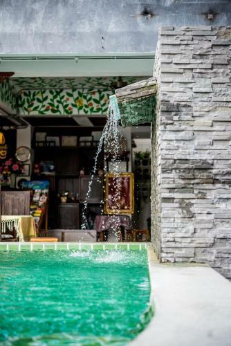 Bed & Breakfast Chedi Home