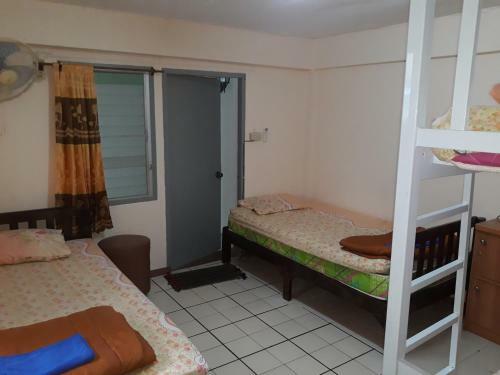 Hostal Dutch Guest House