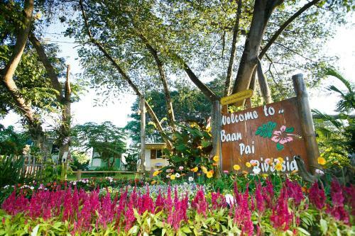 Hotel Baan Pai Riverside Resort
