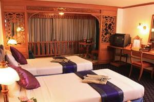 Hotel Lotus Pang Suan Kaew