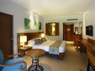 Woodlands Hotel And Resort