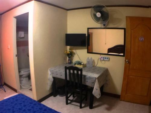 Hostal The Britannia