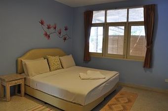 Hotel Baanrajdamnern Hua Hin