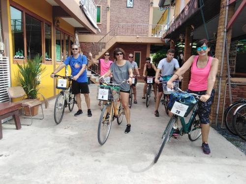 Hostal Baan Bussara