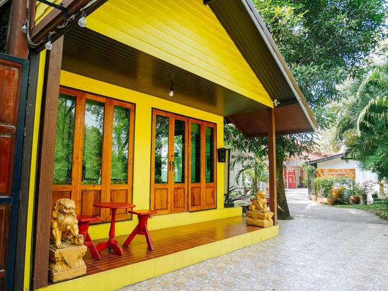 Hostal Moradok Thai Guesthouse