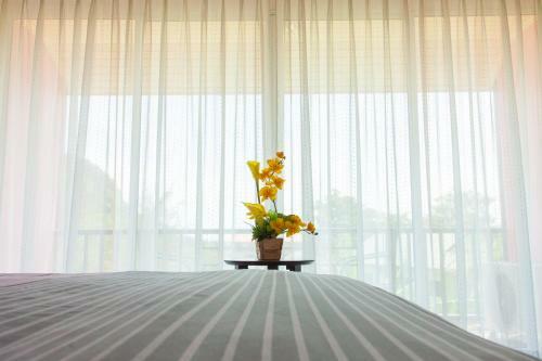 Hotel Nam Talay Resort