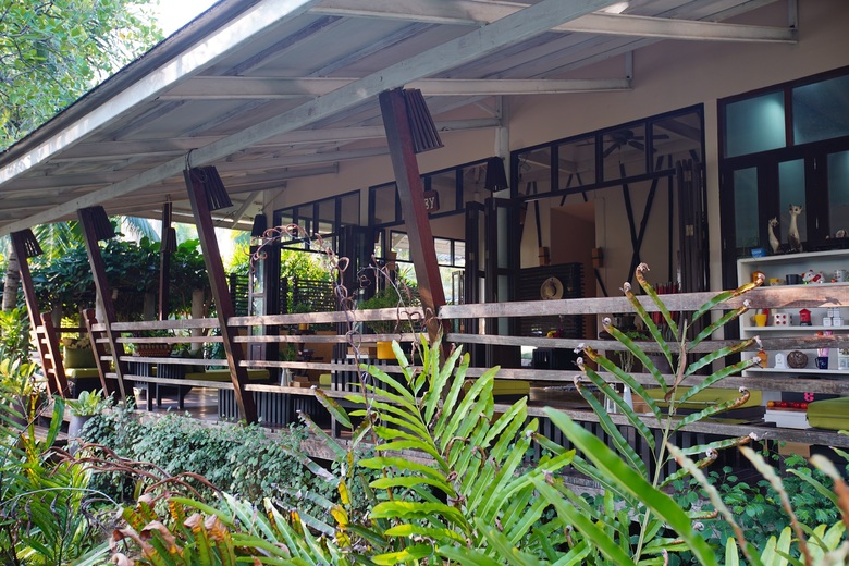 Hotel Tanaosri Resort & Spa