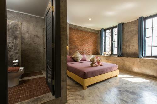 Hostal Na Siam Guesthouse