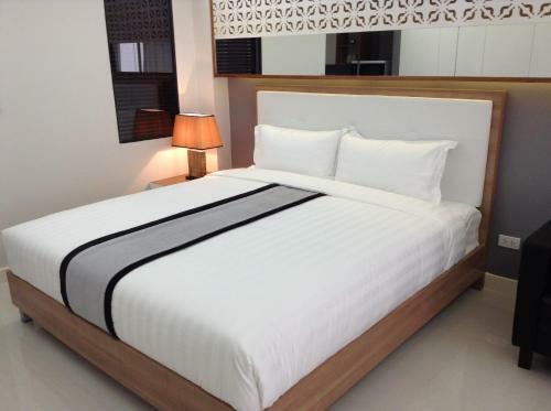 Aparthotel Racha Residence