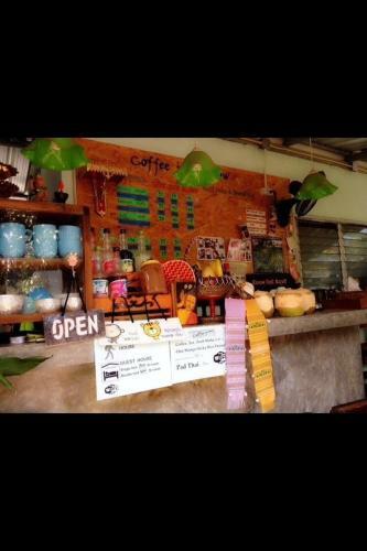 Hostal Coffee In Narrow Guesthouse