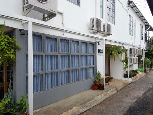 Hostal Ammarapat House
