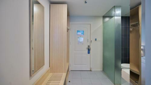 Hotel Hanting Express Shanghai Xujiahui
