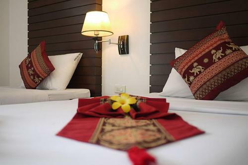 Posada Naithon Beach Mansion