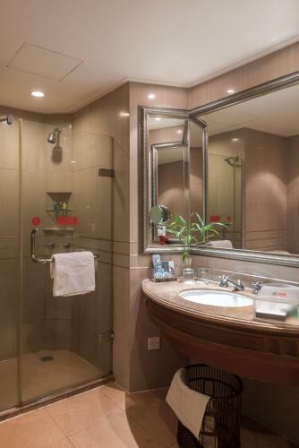 Bao Hong Jinjiang Hotel Sanya