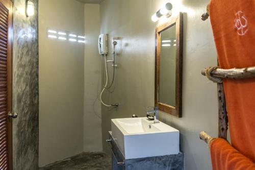 Hotel Secret Garden Beach Resort