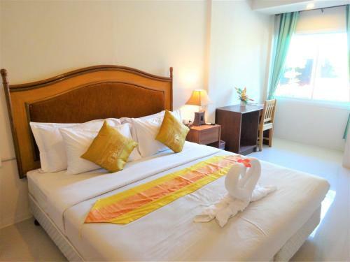 Hotel Bangrak Pier Samui Resort