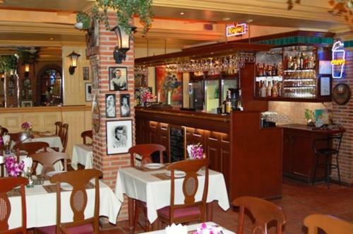 Hostal Rico's Bungalows