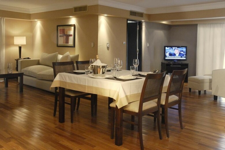 Aparthotel Premium Tower Suites Medonza