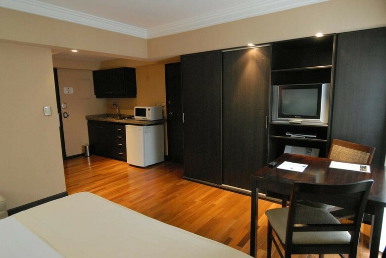Aparthotel Premium Tower Suites Medonza
