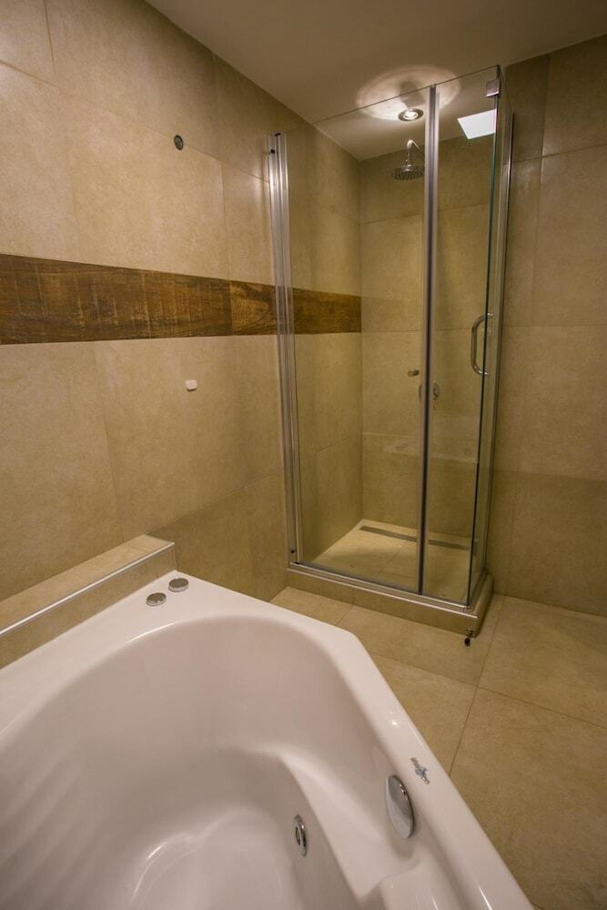 Hotel Ayres Del Nahuel