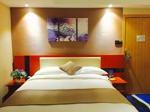 Shenzhen Kaili Hotel, Guomao Shopping Mall