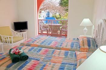 Dover Beach Hotel