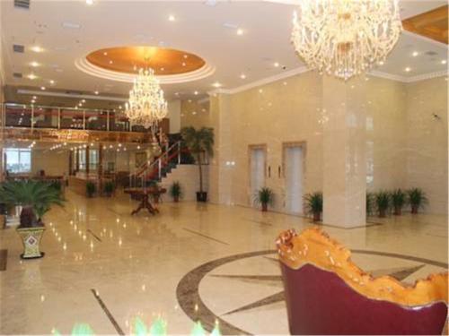 Vienna Hotel Songjiang Xin Qiao