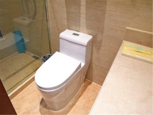 Vienna Hotel Songjiang Xin Qiao