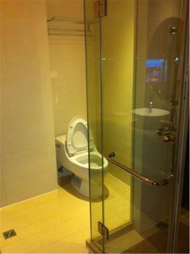 Vienna Hotel Songjiang Xin Qiao