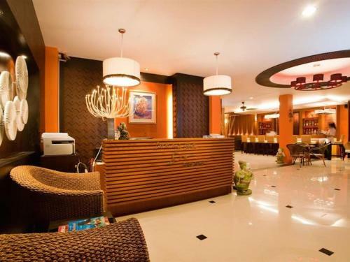 Hotel Deva Suites Patong
