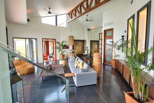 Villa Skyfall