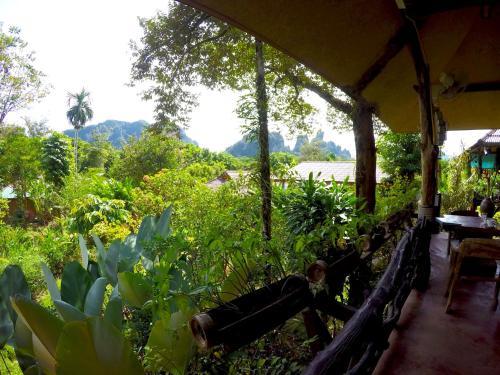 Hotel Khao Sok Morning Mist Resort