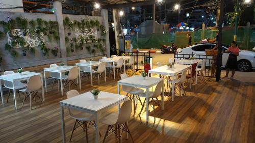 Hostal Neta House Patong