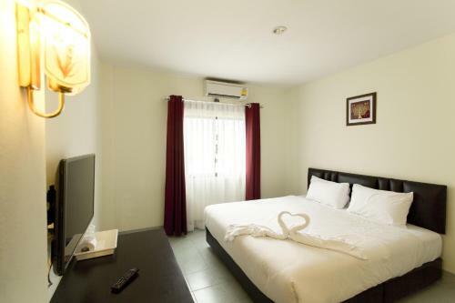 Aparthotel Paripas Express Patong