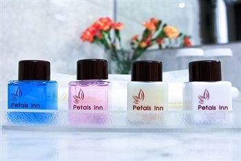 Posada Petals Inn