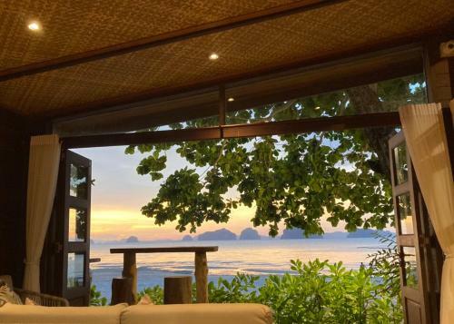 Hotel Tup Kaek Sunset Beach Resort-sha Plus