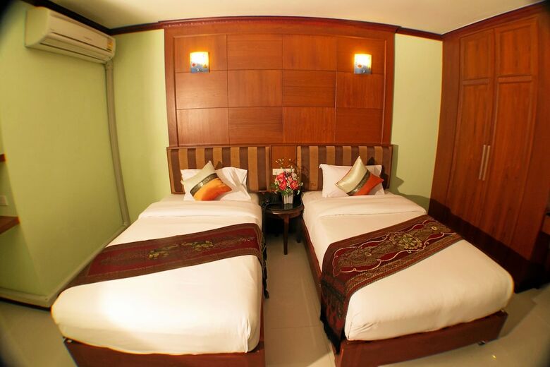 Hotel Sky Suites