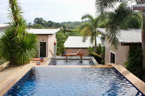 Hotel Naya Paradise Retreat
